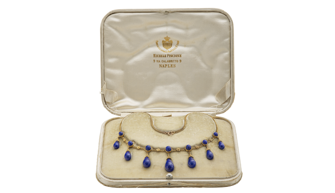 MICHELE PISCIONE, NAPLES<br>c.1900.<br>A Gold & Lapis Lazuli Necklace - cased