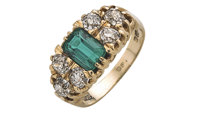 18ct Gold.<br>A Colombian Emerald & <br>Antique Cut Diamond set Ring<br>(E. Est.: 1.02cts, D. Est.: 1.39cts)<br> - London Hallmark